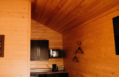 Hanksville RV Rental | Dukes Slickrock Campground & RV Park
