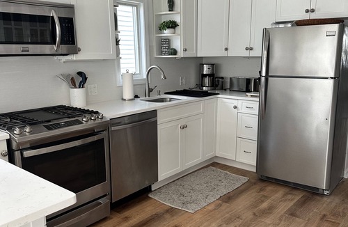 Milford House | Dulce La Donna by the beach