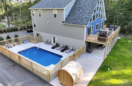 Pocono Lake Villa | Dulce Retreat