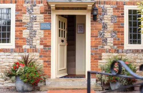 Benson House | Dulcie Cottage