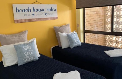 Kings Beach Apartment | Dulkara Holiday Units