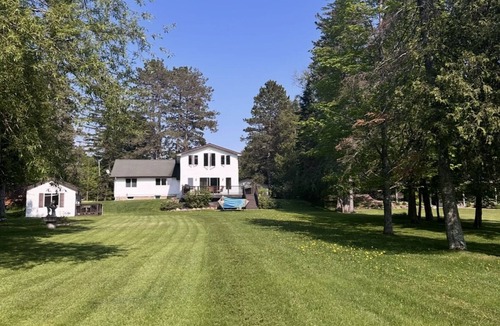 Duluth House | Duluth Pike Lake beachfront home with dock and huge yard