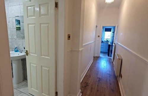 Dumbarton Apartment | Dumbarton Castle Way