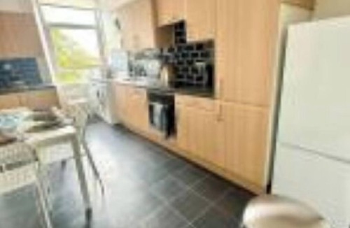 Dumbarton Apartment | Dumbarton cosy home, Loch Lomondn