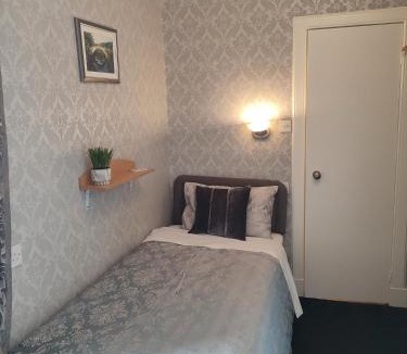 Perth House | Dunallan Guest House