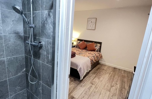 Broad Green Apartment | Dunamis Staycation West Croydon