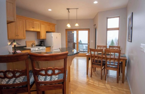 Tofte House | Duncan's Sea Smoke on Lake Superior's North Shore, Tofte, MN, NEW LISTING!