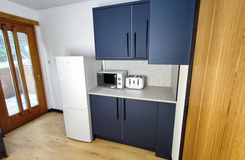 Glenisla House | Dundee Beach Villa