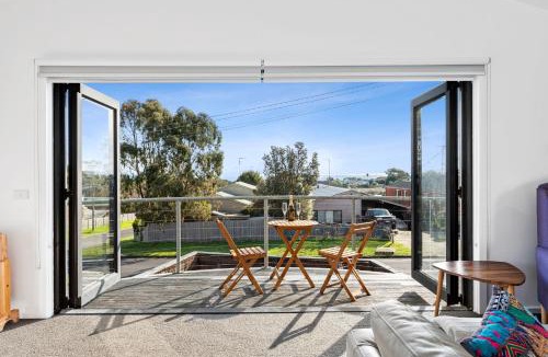 Clifton Springs House | Dundundra Villa