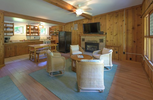 Empire Hotel | Dune Climb Inn