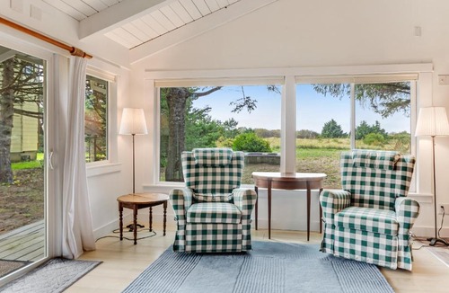 Copalis Beach House | Dune Grass Cottage