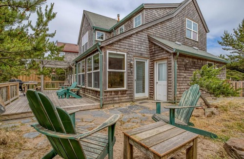 Shorepine Village House | Dune Grass - Meredith Lodging