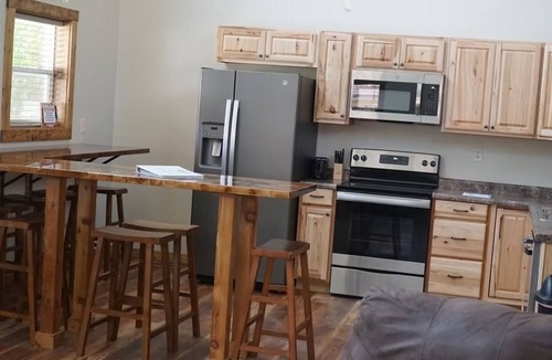 Attica Cabin | DUNE OUR THING - 3 Bedroom, 3 Bath Vaulted Ceiling Villa