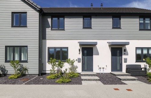 Llanfaelog Cottage | Dune Retreat