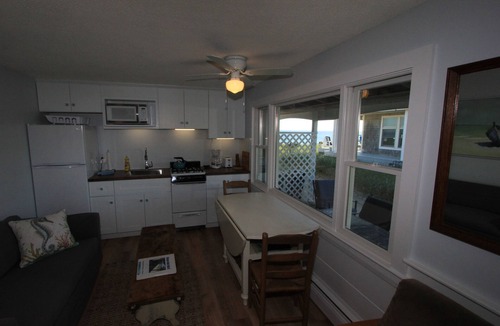 East Sandwich Cottage | Dune Tootin Unit 2 SD5