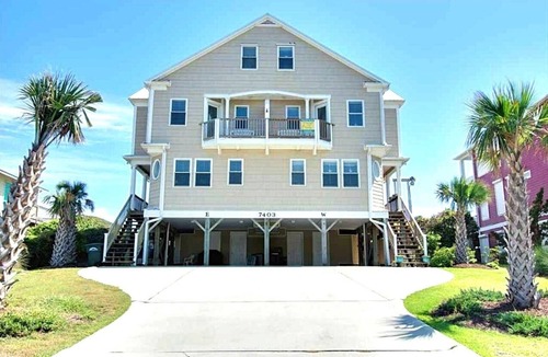 Emerald Isle House | Dunecliff East is beautiful 5BR OCEANFRONT – Perf for Families!