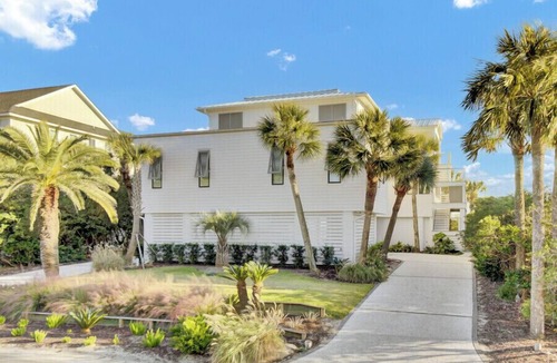 Beachwood East House | Dunecrest 6 by Wild Dunes, Luxury Oceanfront Home