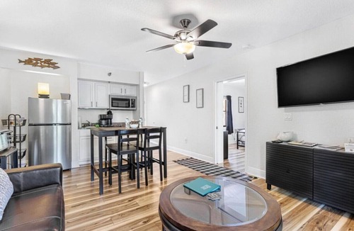 Dunedin Apartment | Dunedins Waterfront Beso Del Sol