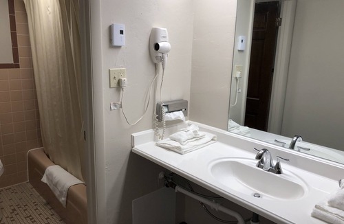 Alamosa Hotel | Dunes Inn
