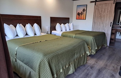 Orchard District Hotel | Dunes Motel