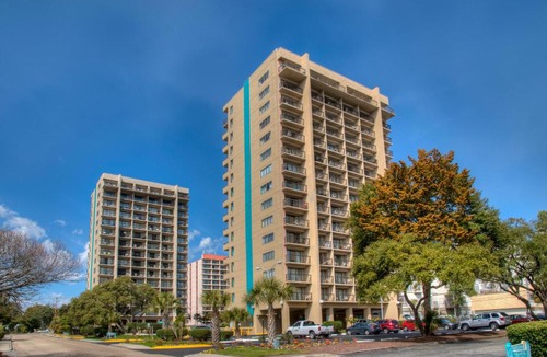 Myrtle Beach Apartment | Dunes Towers by Palmetto Vacations