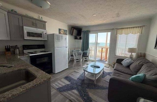 Garden City Condo | Duneside Iii 206 1 Bedroom Condo by RedAwning