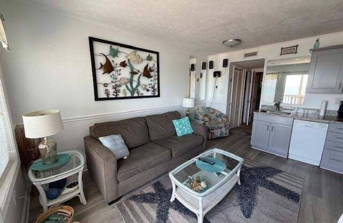 Garden City Condo | Duneside Iii 206 1 Bedroom Condo by RedAwning
