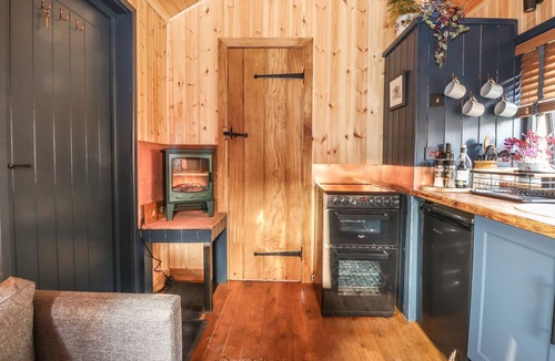 Knock Cottage | Dunfell Shepherd's Hut