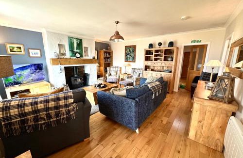 Waternish House | Dunhallin Ard