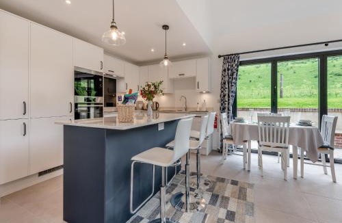 Farley House | Dunley Barn