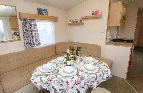 Hayling Island House | Dunlin Walk 13