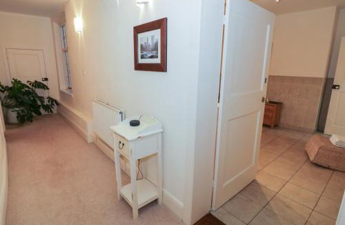 Tamworth House | Dunnimere Farmhouse