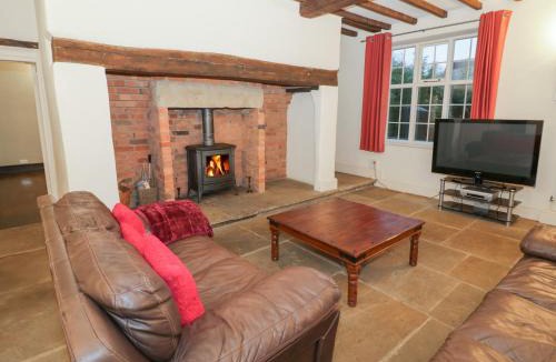 Tamworth House | Dunnimere Farmhouse