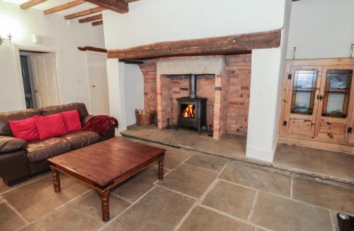 Tamworth House | Dunnimere Farmhouse