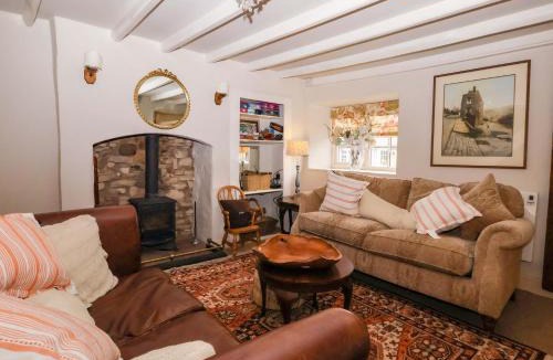 Westow House | Dunning, The Mount