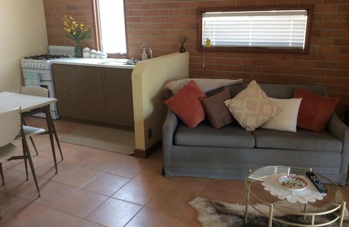 Dunolly Bed & Breakfast | Dunolly Broadway B&B