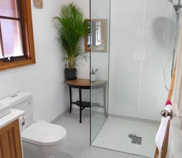 Mount Clear House | Dunstans Guest House