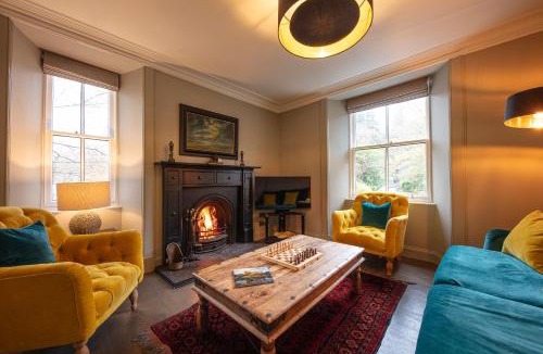 Caroy House | Dunvegan Castle Gardens Cottage