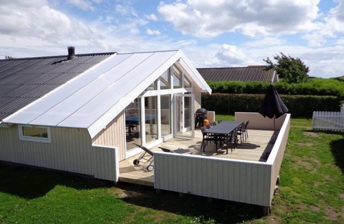 Næs House | "Dunya" - 400m from the sea by Interhome