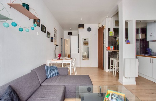 Madeleine-Champ de Mars Apartment | Duo getaway 100m from the Loire