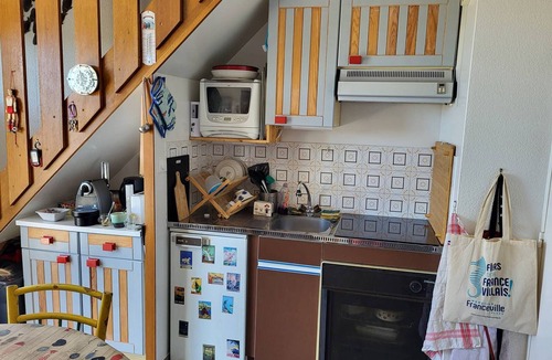 Merville-Franceville-Plage Apartment | Duplex for 4 people 100m from beach with WiFi and Netflix