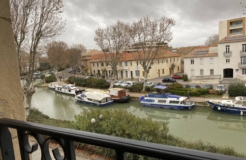 Anatole France Apartment | Dupleix AU FIL DU Canal
