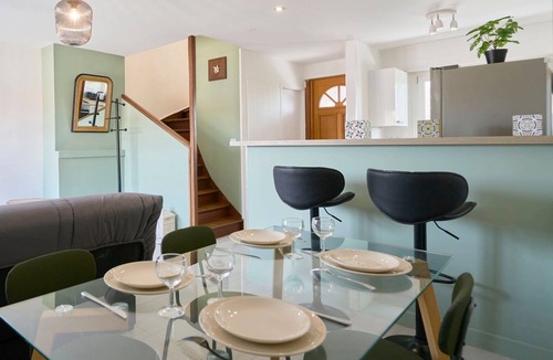 Saint-Maurice Pellevoisin Apartment | Duplex à 10min from Lille train station