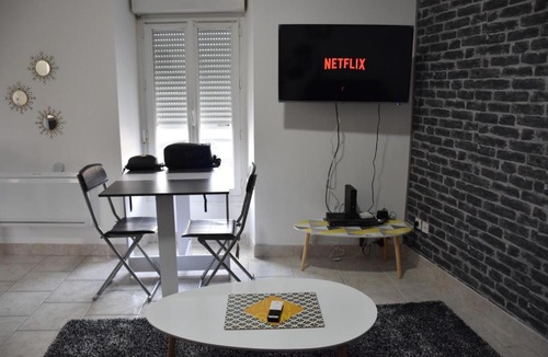 Saint-Doulchard House | duplex à la gare de Bourges