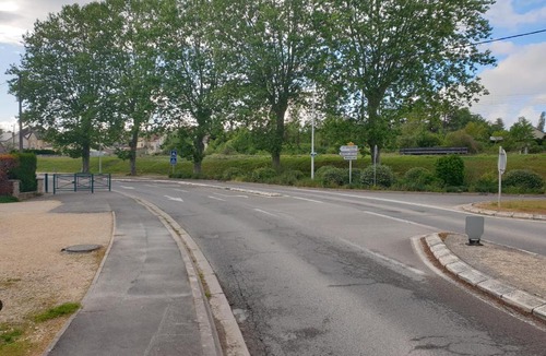 Saint-Doulchard House | duplex à la gare de Bourges