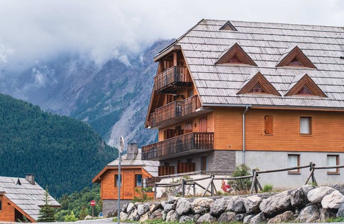 Pra Loup Apartment | Duplex 1 Room 6 Pax with Balconies and Parking