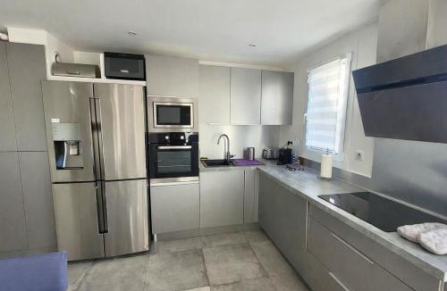 Saint-Brice-sous-Foret Apartment | Duplex 105m2 Terrasse et Balnéo - Parking Privé - Proche Paris