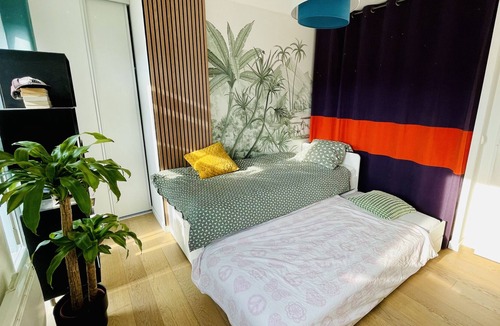 Arcueil Apartment | Duplex 115m2 Inondé de Soleil Avec Terrasse, Climatisation et Parking Privé