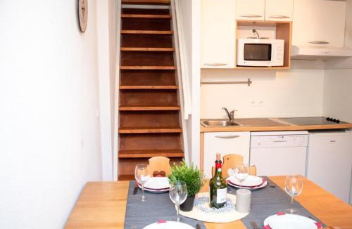 Vignec Apartment | Duplex 2 Pièces 4 Personnes avec Balcon à Vignec - FR-1-504-277