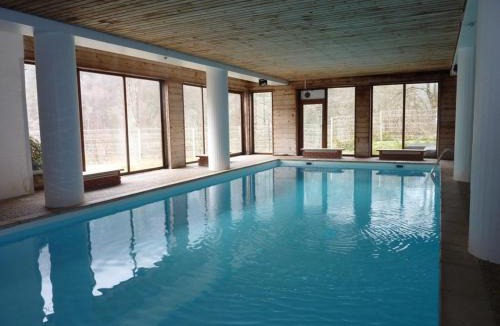 Saint-Jean-dʼAulps Apartment | Duplex 3 Pièces avec Piscine à Saint-Jean-d'Aulps, 6 Pers - FR-1-573-25
